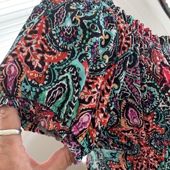 Size medium Stitch Between dress - Picture 3 of 5